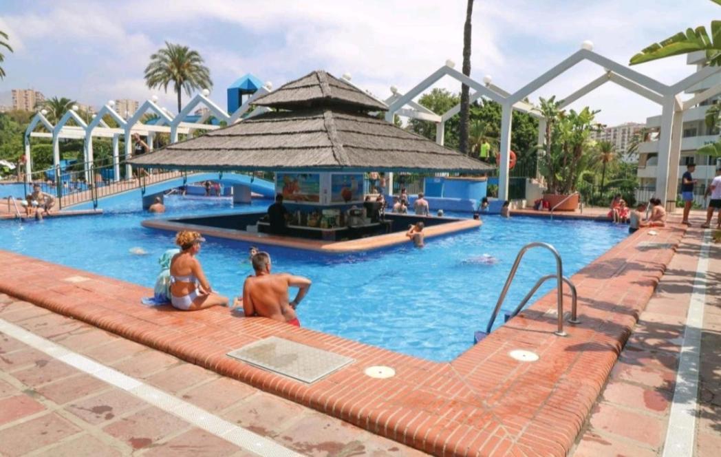 El Estudio De La Playa Benalbeach Vistas Al Mar Benalmadena Luaran gambar