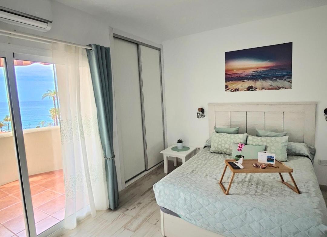 El Estudio De La Playa Benalbeach Vistas Al Mar Benalmadena Luaran gambar