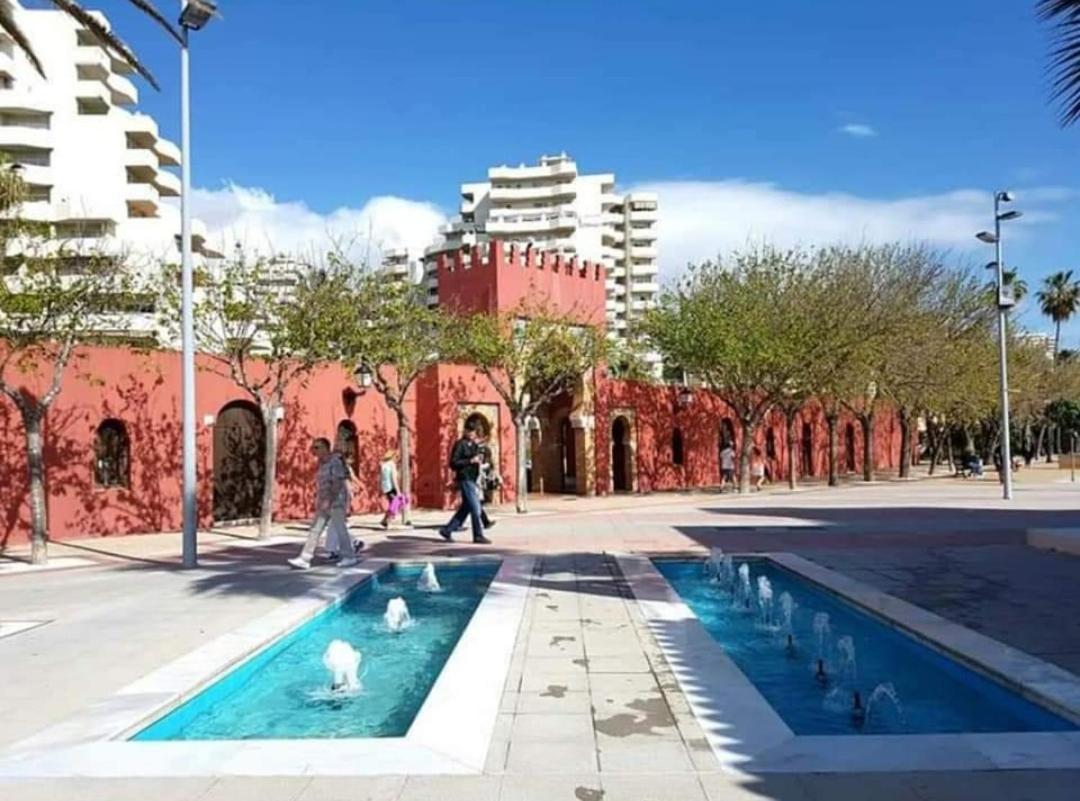 El Estudio De La Playa Benalbeach Vistas Al Mar Benalmadena Luaran gambar