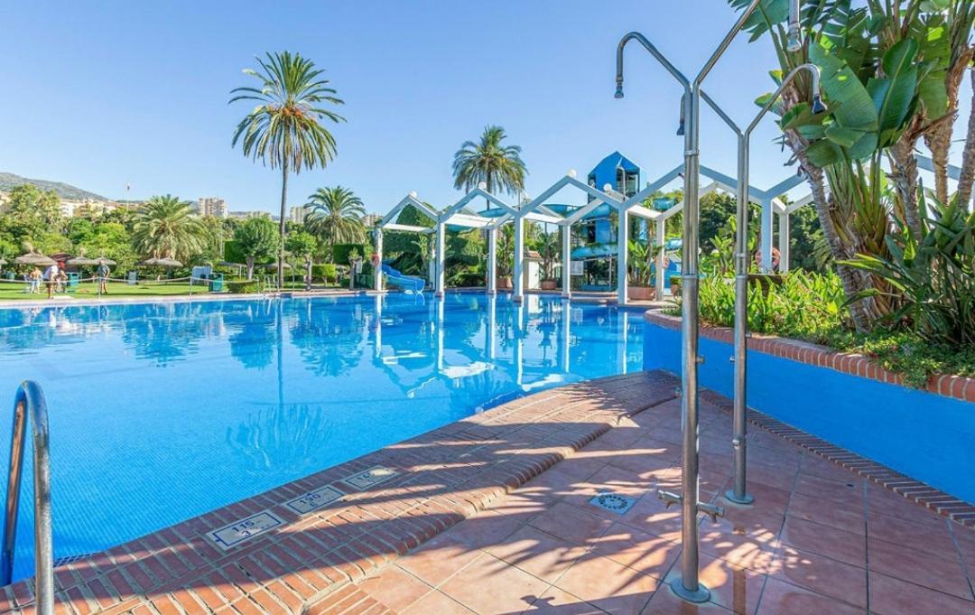 El Estudio De La Playa Benalbeach Vistas Al Mar Benalmadena Luaran gambar
