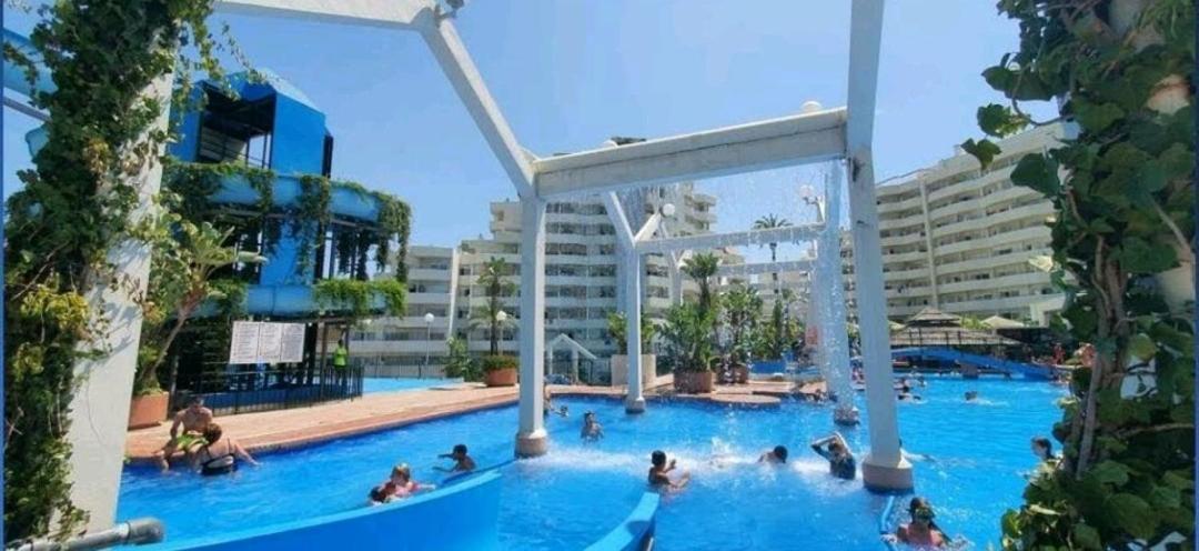 El Estudio De La Playa Benalbeach Vistas Al Mar Benalmadena Luaran gambar