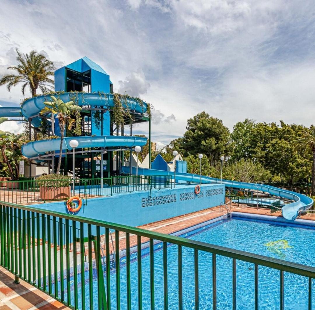El Estudio De La Playa Benalbeach Vistas Al Mar Benalmadena Luaran gambar