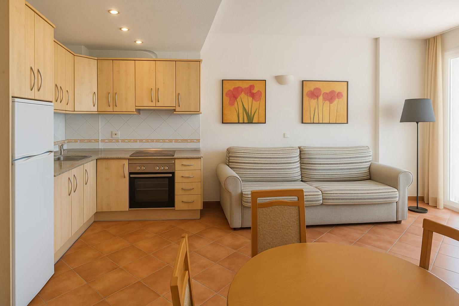 El Estudio De La Playa Benalbeach Vistas Al Mar Benalmadena Bilik gambar